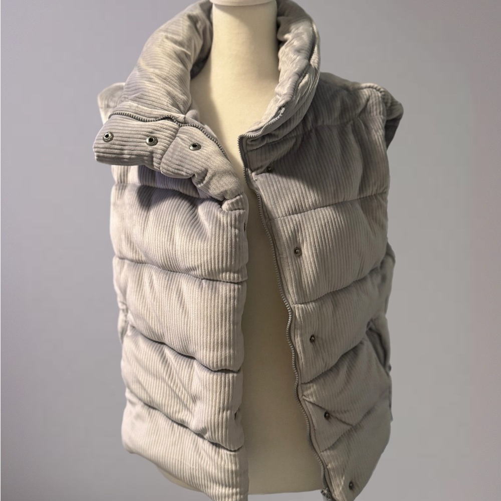 Avia Light Gray Puffer Vest